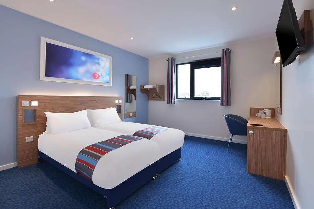 Travelodge London Feltham Szálloda