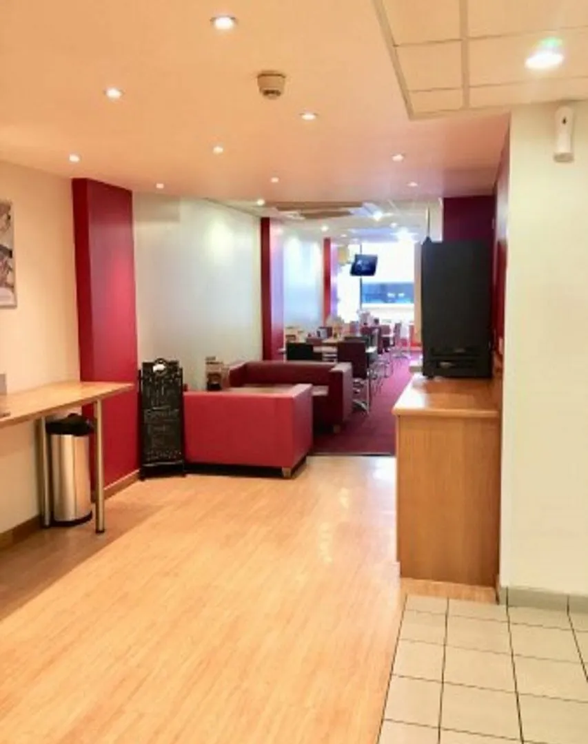 *** Szálloda Travelodge London Feltham Egyesült Királyság